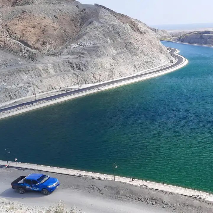 HDPE Liner Installation at Al Hefaiyah Lake in Sharjah UAE